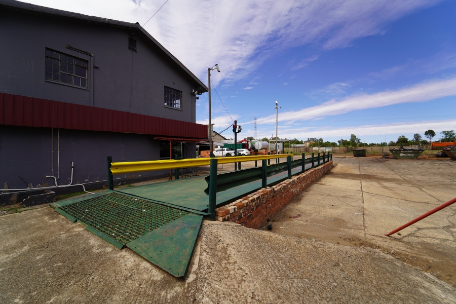 0 Bedroom Property for Sale in Oos Einde Free State